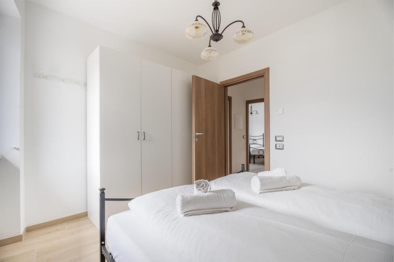 Casa Stefano Apartment Riva del Garda Ngoại thất bức ảnh